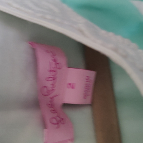 Lilly Pulitzer size 2 - Picture 2 of 3
